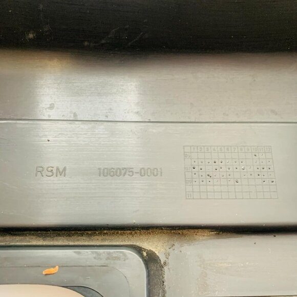 2007-2010 BMW X3 E83 N51 3.0L I28 Engine Motor Cover Trim OEM Genuine - Picture 2 of 12